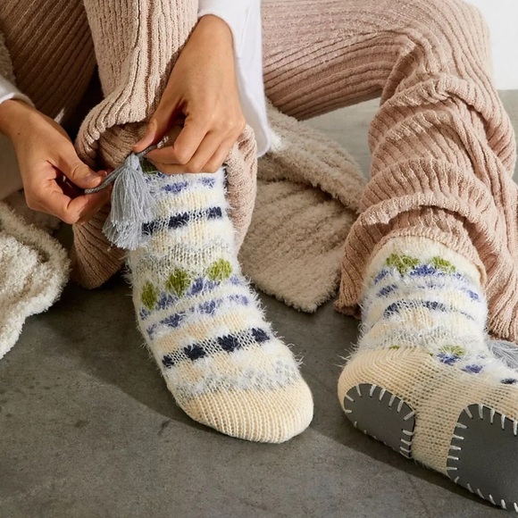 NWT Free People So Soft Sweater Knit Slippers O/S Infused W/ Shea Butter Z95-14